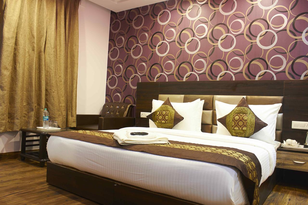 Hotel Waterfall Delhi  Exterior foto